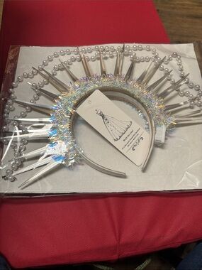 Bartos  light up Iridescent Pearl Spike Halo Headband - White